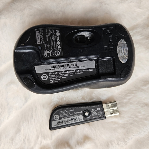 Microsoft Wireless Notebook Optical Mouse 3000 - Aloe Green - Picture 5 of 8